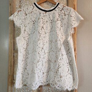 White House Black Market Lace Top L | White Floral Scalloped Hem Bow Back Blouse